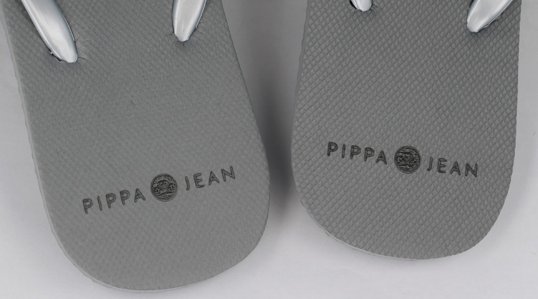 Grabado láser en zapatillas